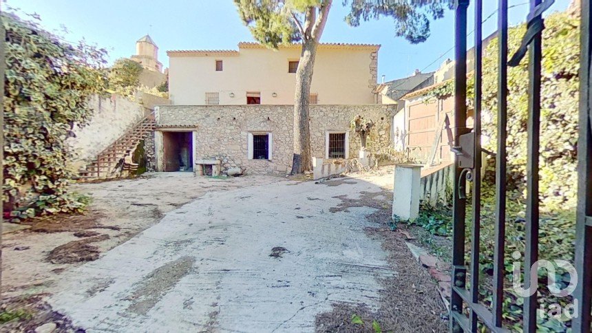 House 4 bedrooms of 419 m² in Fontscaldes (43813)