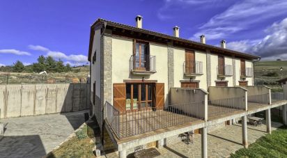 House 3 bedrooms of 180 m² in La Virgen de la Vega (44431)