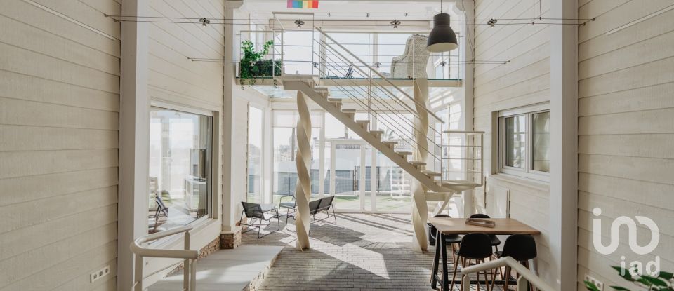 Cottage 4 bedrooms of 271 m² in Pineda de Mar (08397)