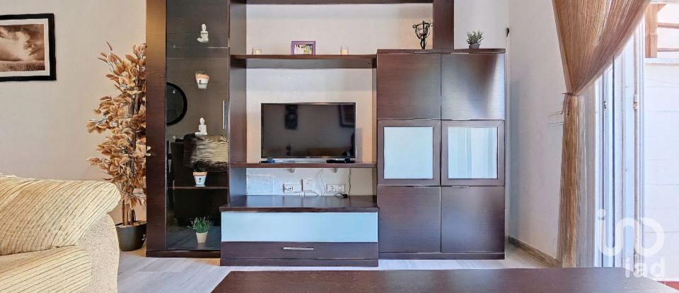 Piso 2 habitaciones de 110 m² en Urbanización Roquetas de Mar (04740)