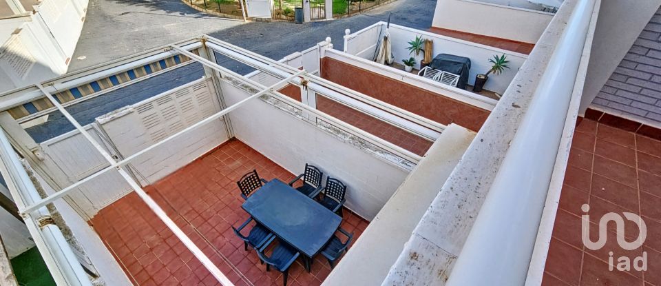 Piso 2 habitaciones de 110 m² en Urbanización Roquetas de Mar (04740)