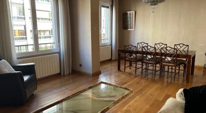 Pis 4 habitacions de 135 m² a León (24001)