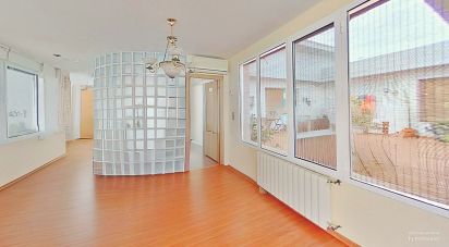 House 3 bedrooms of 253 m² in Sax (03630)