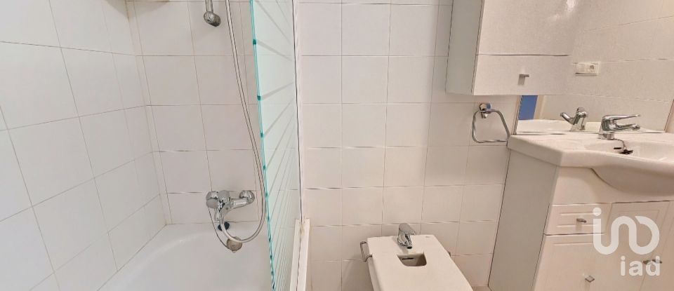 Piso 2 habitaciones de 110 m² en Urbanización Roquetas de Mar (04740)