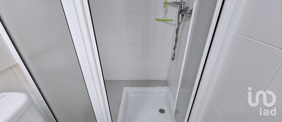 Piso 2 habitaciones de 110 m² en Urbanización Roquetas de Mar (04740)