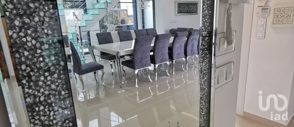 Chalet 5 habitaciones de 332 m² en San Miguel de Salinas (03193)