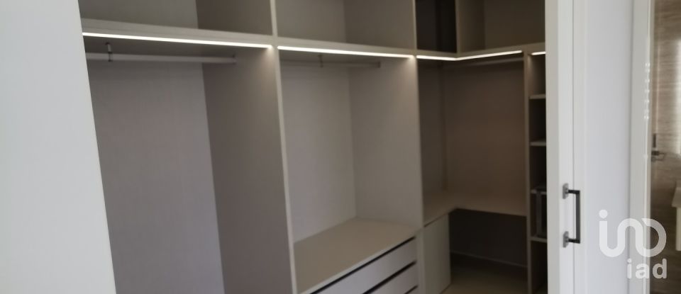 Chalet 5 habitaciones de 332 m² en San Miguel de Salinas (03193)