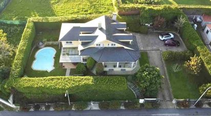 House 4 bedrooms of 437 m² in Bergondo (15165)