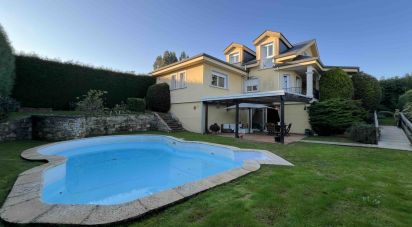 House 4 bedrooms of 437 m² in Bergondo (15165)