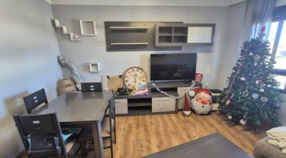 Pis 3 habitacions de 90 m² a Carbajosa de la Sagrada (37188)