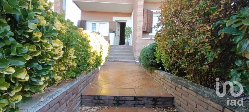 Casa 5 habitacions de 330 m² a Llinars del Vallès (08450)