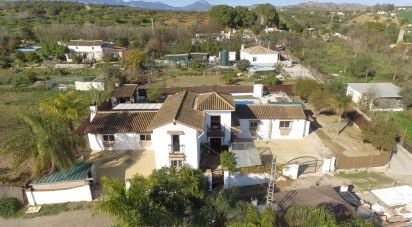 Casa rústica 6 habitaciones de 291 m² en Coín (29100)