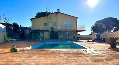 Casa 3 habitacions de 166 m² a Santa Eulalia de Ronçana (08187)