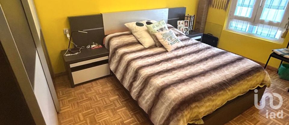 Pis 2 habitacions de 84 m² a Mansilla de las Mulas (24210)