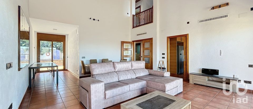 Casa 4 habitaciones de 259 m² en Vilanova i la Geltrú (08800)