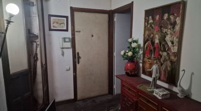 Piso 4 habitaciones de 90 m² en Barcelona (08015)