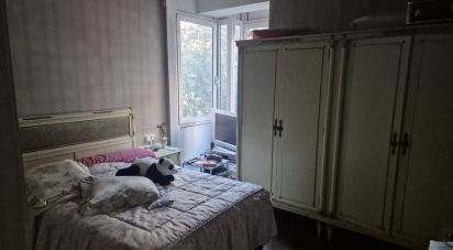 Piso 4 habitaciones de 90 m² en Barcelona (08015)