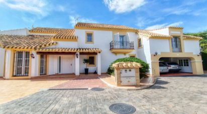 House 5 bedrooms of 337 m² in Urbanización La Manga Club (30389)