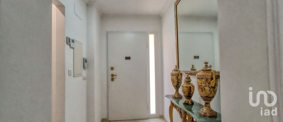 House 5 bedrooms of 337 m² in Urbanización La Manga Club (30389)