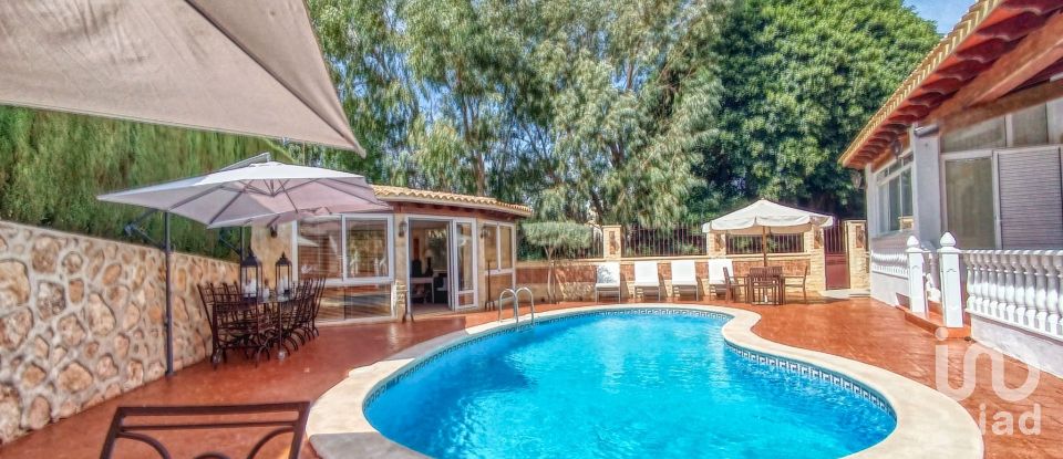 House 5 bedrooms of 337 m² in Urbanización La Manga Club (30389)