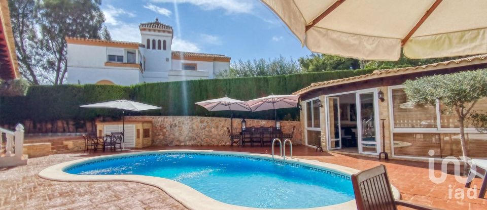 House 5 bedrooms of 337 m² in Urbanización La Manga Club (30389)