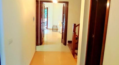 Cottage 4 bedrooms of 341 m² in Amexeiral (15168)