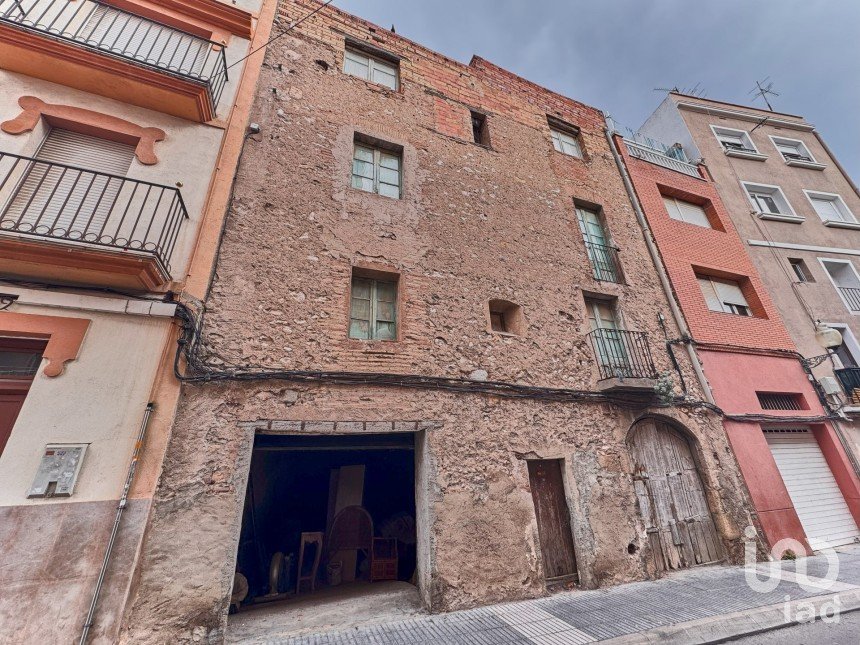 Casa 18 habitaciones de 440 m² en Constantí (43120)