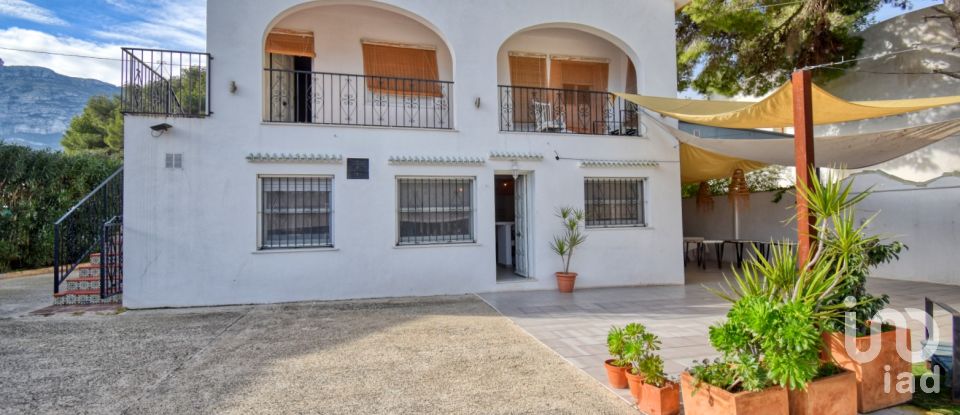 House 3 bedrooms of 179 m² in Dénia (03700)