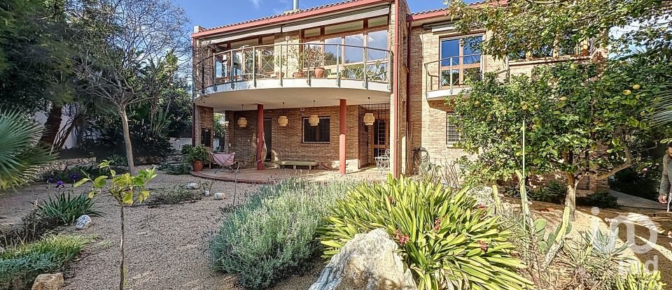 Casa 5 habitaciones de 305 m² en Vilanova i la Geltrú (08800)