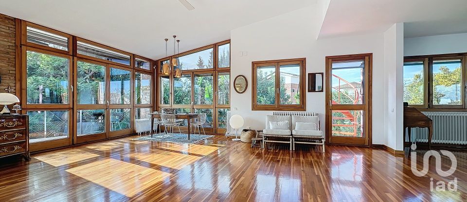 Casa 5 habitaciones de 305 m² en Vilanova i la Geltrú (08800)