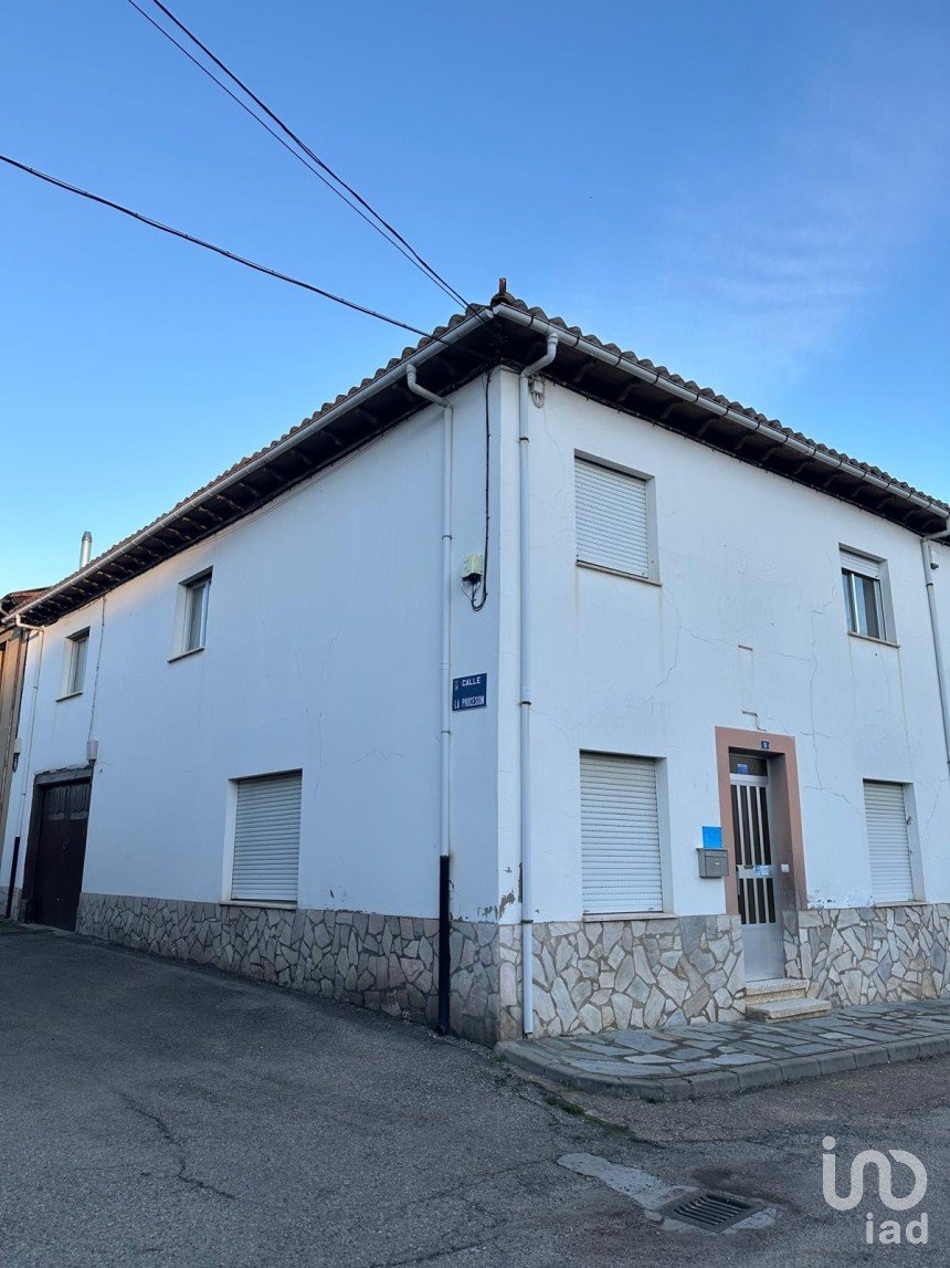 Casa 7 habitacions de 437 m² a Santa María de Ordás (24276)
