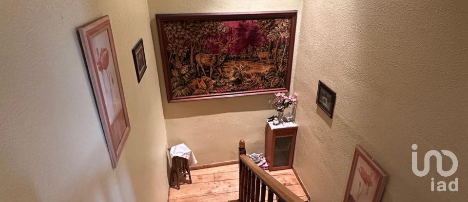 Casa 7 habitacions de 437 m² a Santa María de Ordás (24276)