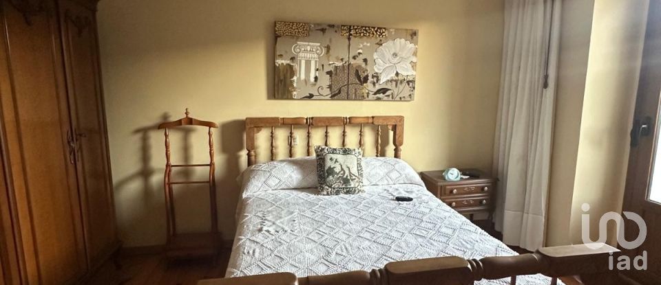 Casa 7 habitacions de 437 m² a Santa María de Ordás (24276)