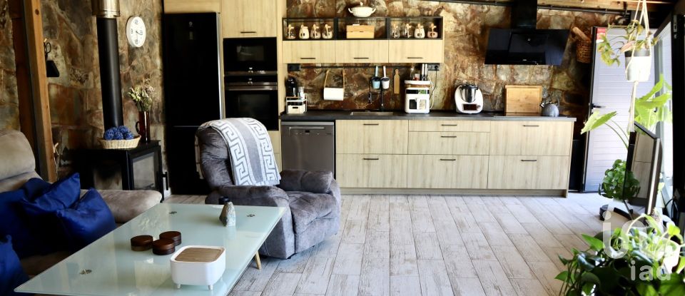 Cottage 4 bedrooms of 214 m² in Castellar del Vallès (08211)