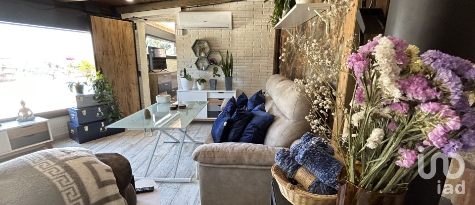 Cottage 4 bedrooms of 214 m² in Castellar del Vallès (08211)