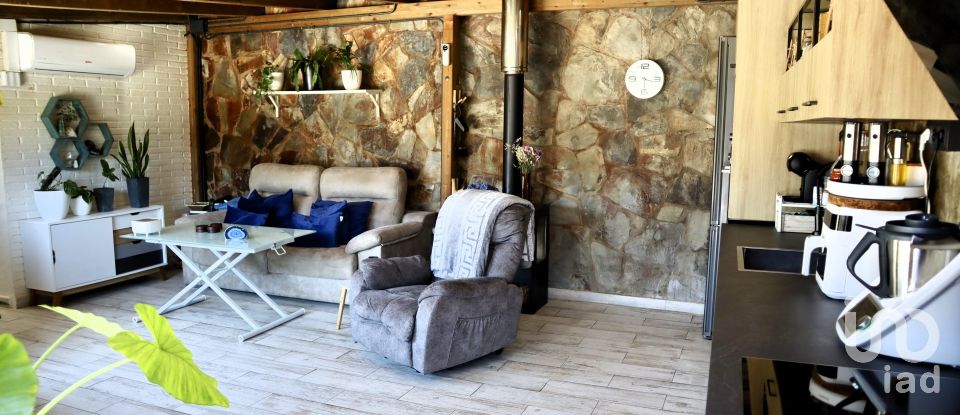 Cottage 4 bedrooms of 214 m² in Castellar del Vallès (08211)