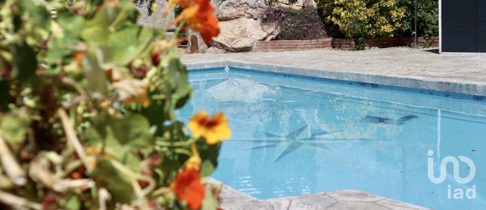 House 4 bedrooms of 214 m² in Castellar del Vallès (08211)