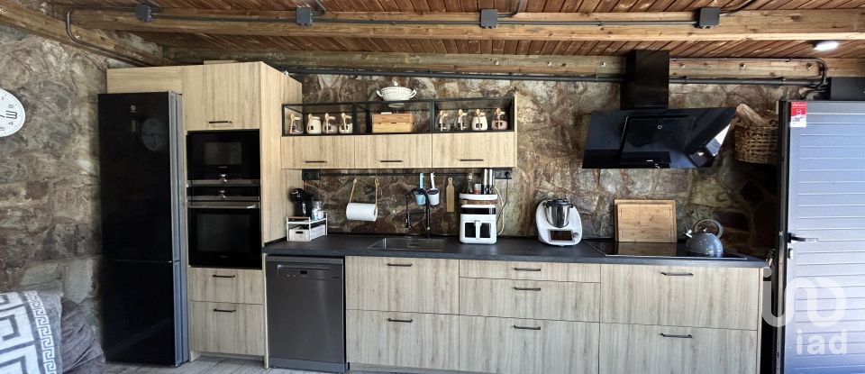 House 4 bedrooms of 214 m² in Castellar del Vallès (08211)