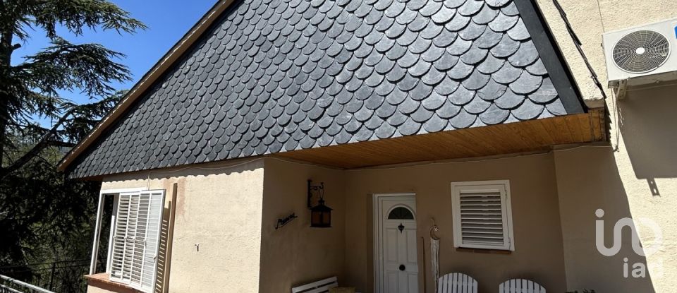 House 4 bedrooms of 214 m² in Castellar del Vallès (08211)