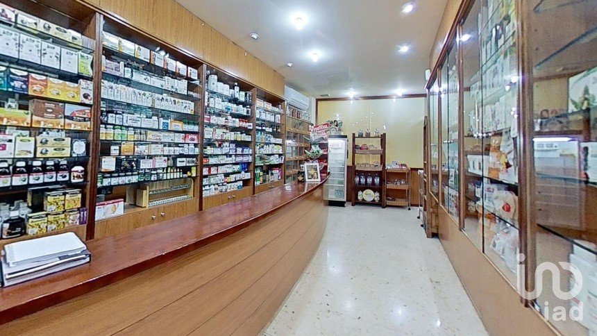 Local d'activités de 138 m² à Urbanitzacio Cunit-Diagonal (43881)