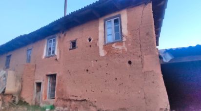 Maison 0 chambre de 480 m² à Hospital de Órbigo (24286)