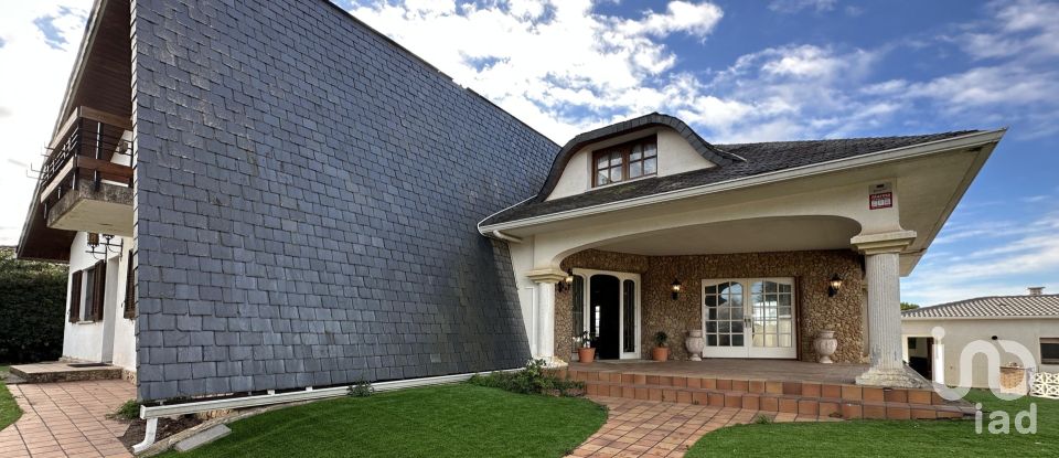 Casa 6 habitaciones de 510 m² en La Torre de Claramunt (08789)