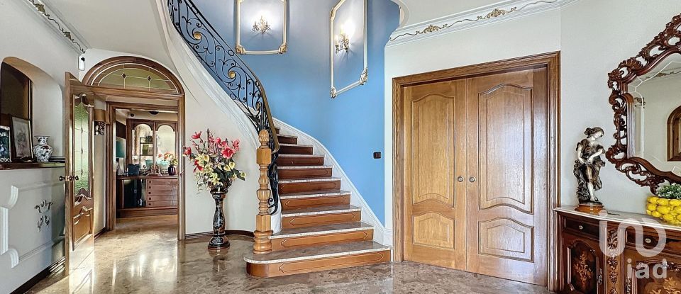 Casa 6 habitaciones de 510 m² en La Torre de Claramunt (08789)