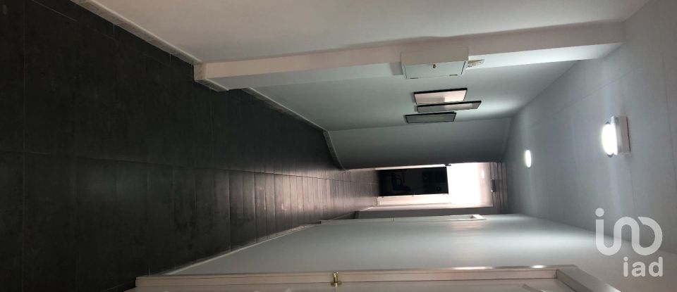 Shop / premises commercial of 112 m² in Valladolid (47006)