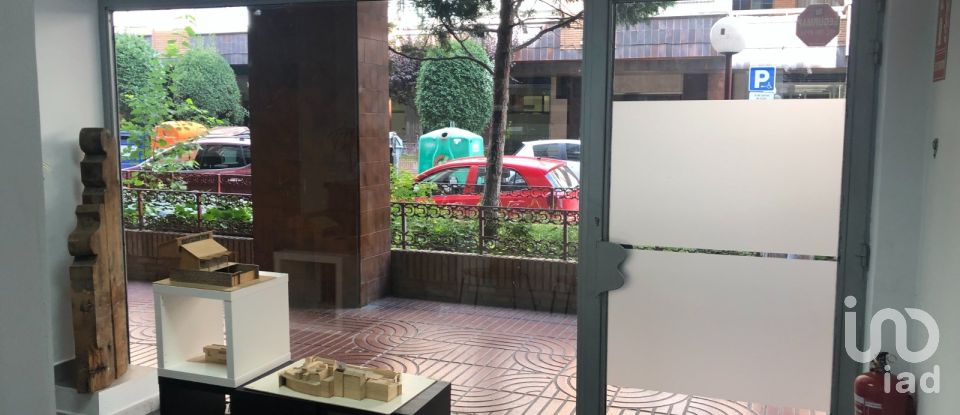 Shop / premises commercial of 112 m² in Valladolid (47006)