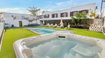 Maison 6 chambres de 400 m² à Guime (35559)