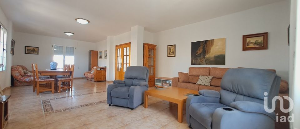 House 6 bedrooms of 237 m² in La Manga del Mar Menor (30380)