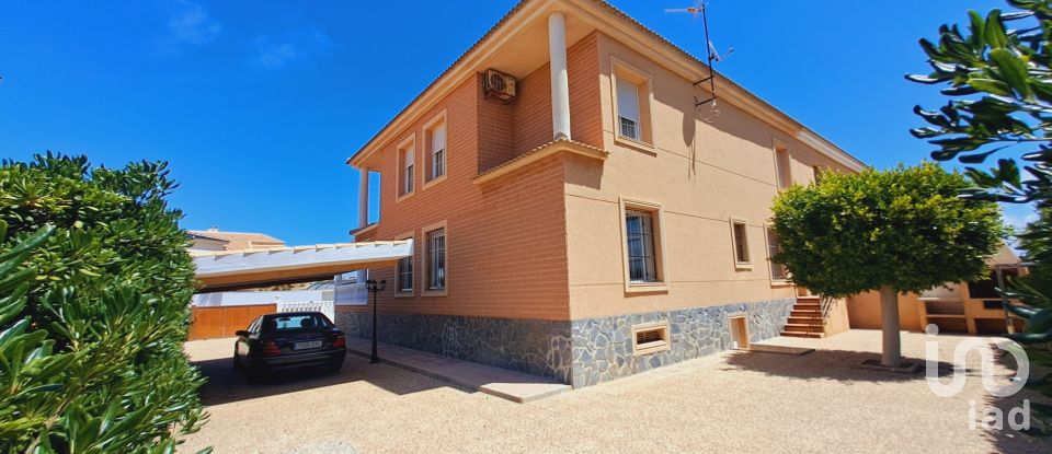 House 6 bedrooms of 237 m² in La Manga del Mar Menor (30380)