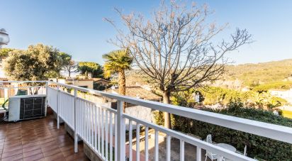 House 4 bedrooms of 253 m² in Badalona (08916)