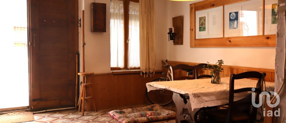 Casa 3 habitacions de 164 m² a Benidoleig (03759)